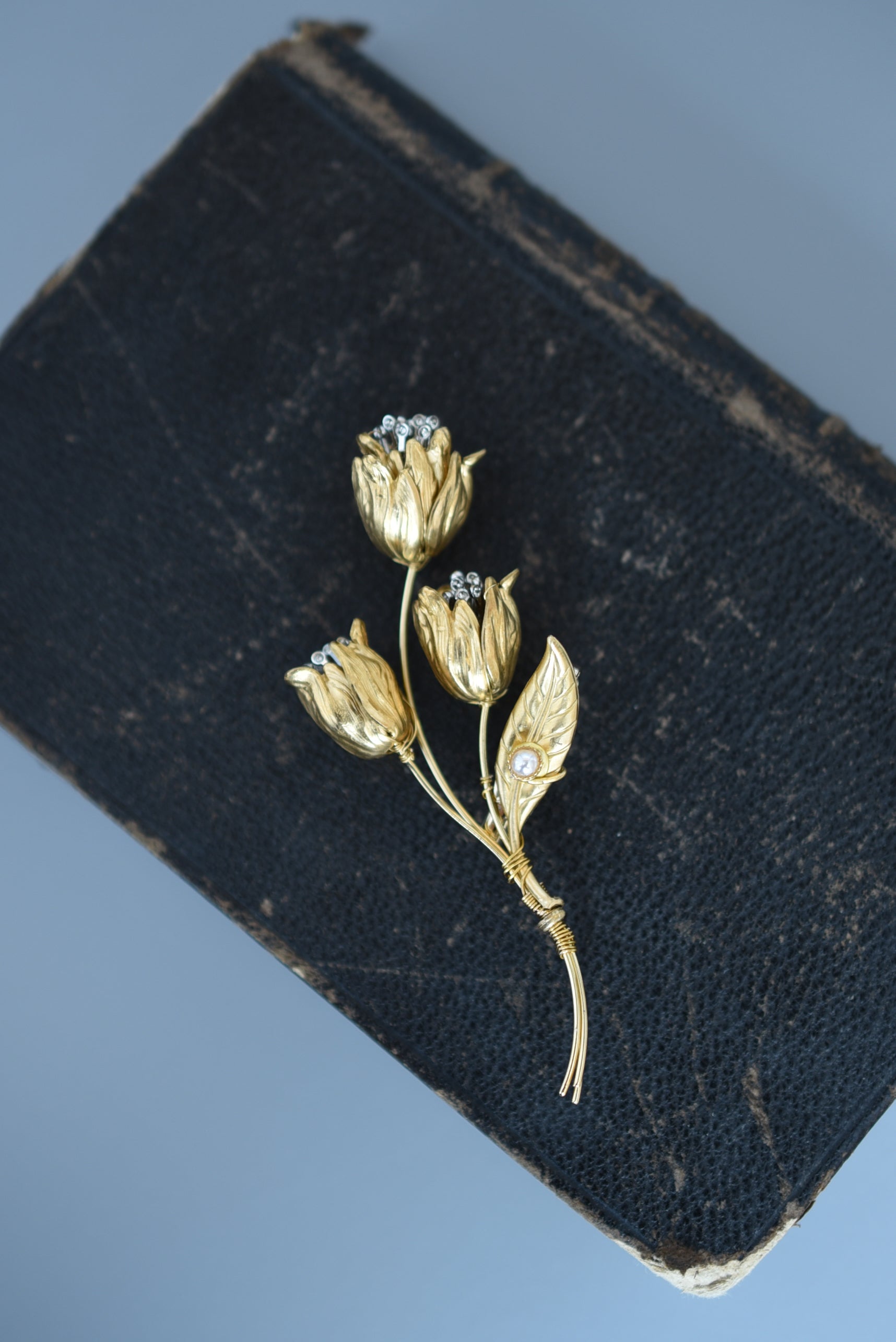 tulip brooch – monshiro official web site
